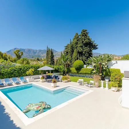 Modern With Heated Pool & Bbq Next To The 빌라 *