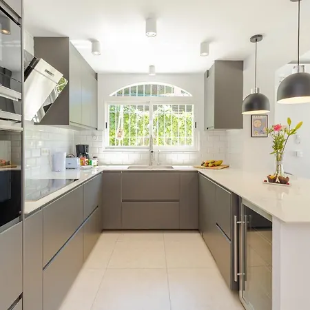 Modern With Heated Pool & Bbq Next To The 마르베야