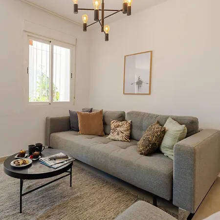 빌라 Modern With Heated Pool & Bbq Next To The